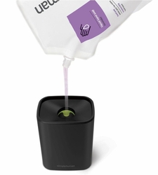 Dávkovač  Simplehuman mydla a dezinfekcie Pulse - 473 ml, matná čierna oceľ