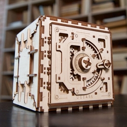 Hračka Ugears 3D drevené mechanické puzzle Trezor