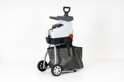 Drvič konárov NAC SHE280S-BAG-G 2800W