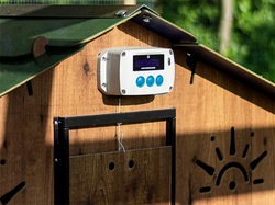 Automatické otváranie a zatváranie kurína CHICKEN GUARD PRE SOLAR
