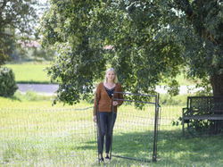 Brána k sieťam pre elektrické ohradníky KERBL 446518, 95-125 cm