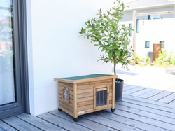Drevená búda pre mačky KERBL 81564 RUSTICA, 57x45x43 cm, hnedá