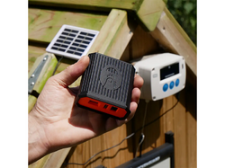 Komplet automatického otevírání a zavírání kurína CHICKEN GUARD PRO 25x30 SOLAR KIT