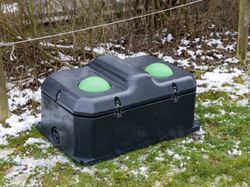 Napájačka loptová nezámrzná pre dobytok a kone KERBL 223600 DUO, 100l, dvojmiestna