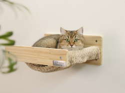 Nástenné odpočívadlo pre mačky KERBL 80917 TIMBER 38x33, 5x16cm, prírodné/taupe