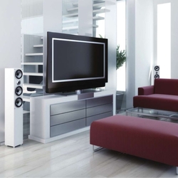 Prepäťová ochrana 900J – 4 zásuvky, 2m, biela