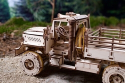 Hračka Ugears 3D drevené mechanické puzzle Nákladné auto CARGO
