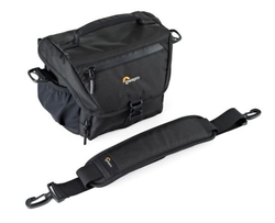 Taška Lowepro Nova 160 AW II black
