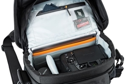 Taška Lowepro Nova 160 AW II black