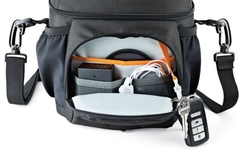 Taška Lowepro Nova 140 AW II black