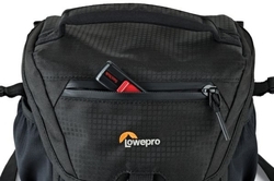 Taška Lowepro Nova 140 AW II black